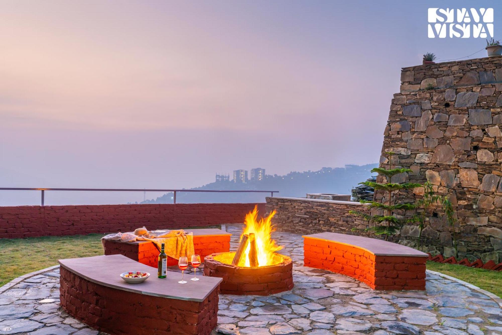 Stayvista At Orchards - Elysium Estate With Wifi, Bonfire 심라 외부 사진