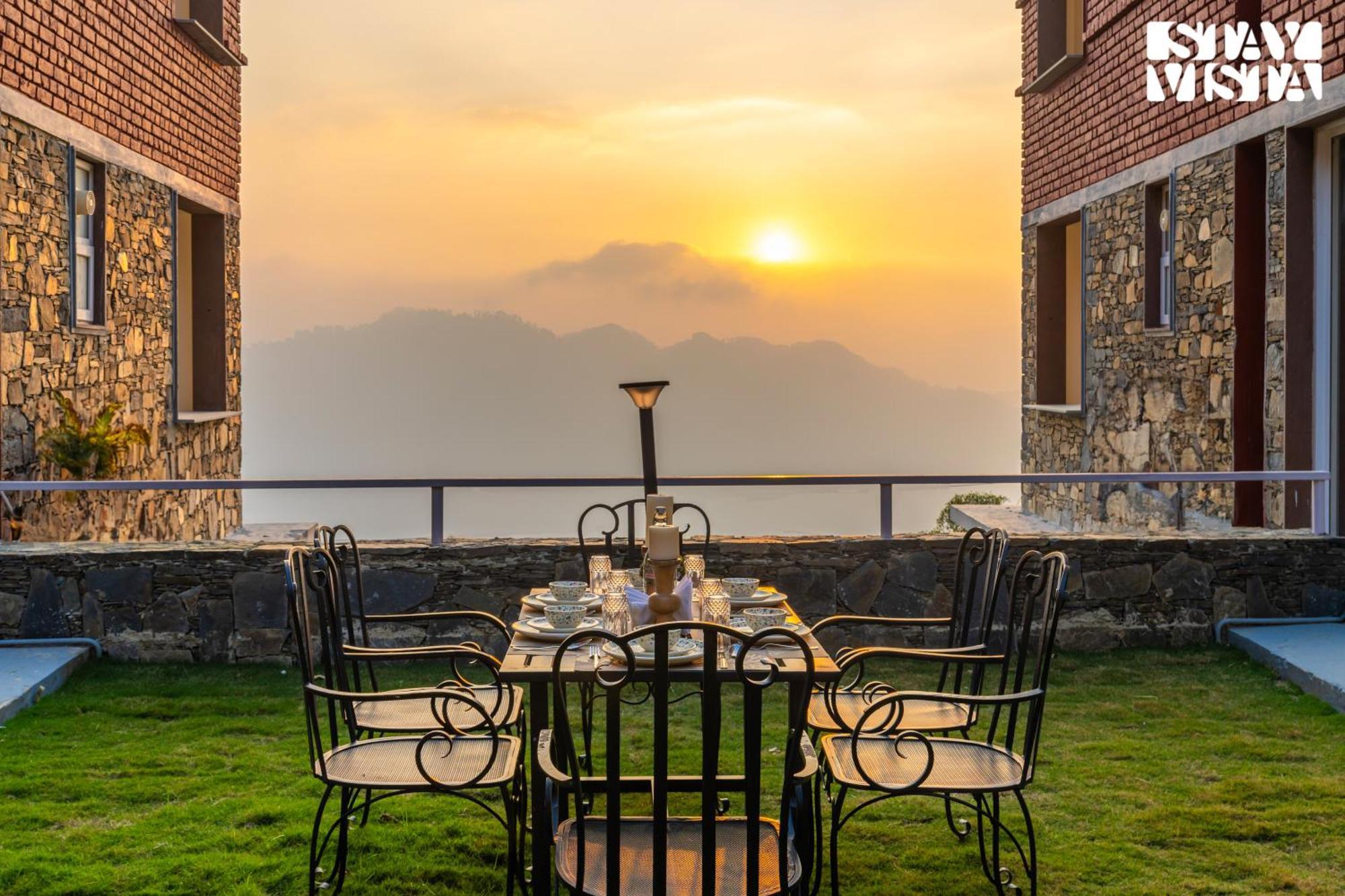 Stayvista At Orchards - Elysium Estate With Wifi, Bonfire 심라 외부 사진
